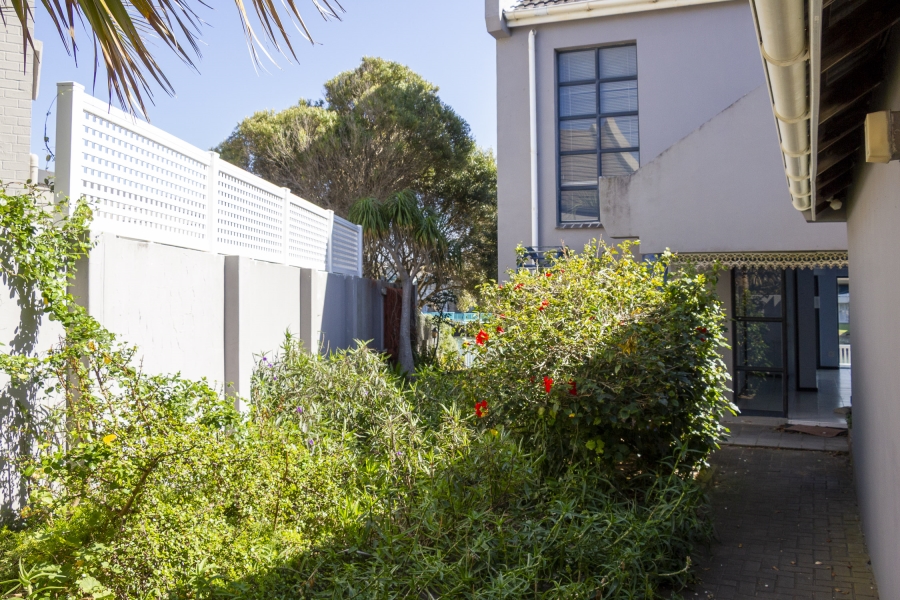 4 Bedroom Property for Sale in Royal Alfred Marina Eastern Cape